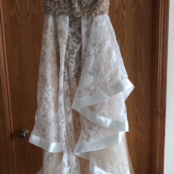 Prom Dress size 2 worn once. In Perfect condition. - Picture 3 of 3